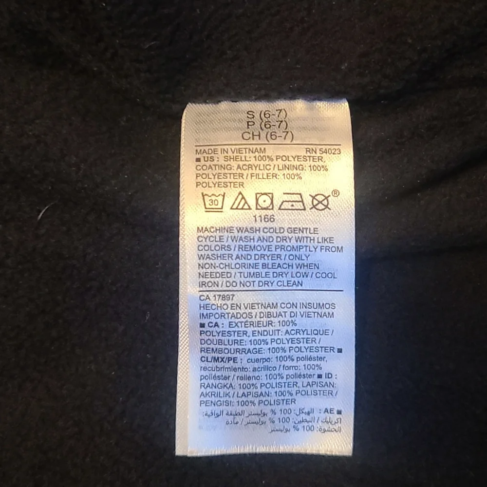 Old Navy Boys Puffer Vest - Picture 4 of 5